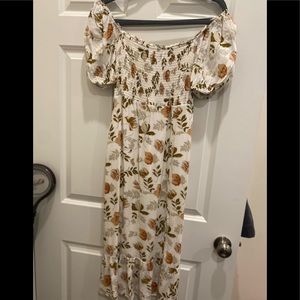 WORN ONCE | Hello Molly | Women’s Floral Midi Dress | size 6